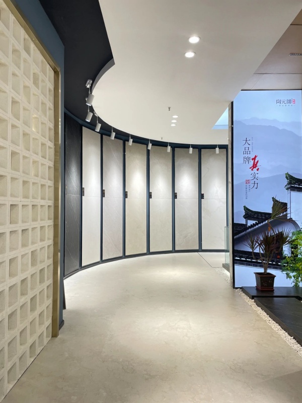 沉浸式逛展廳設(shè)計