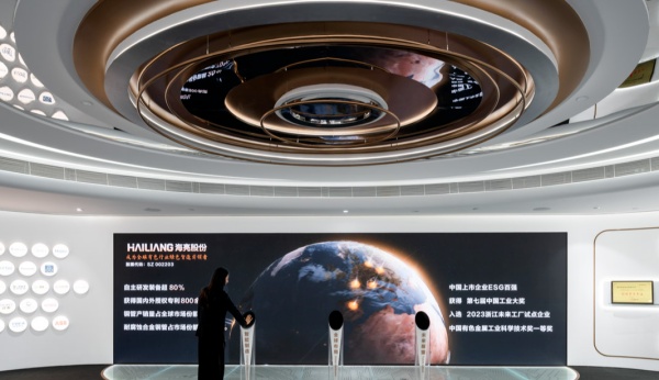 展廳序廳的“互動開關”，開啟沉浸式體驗序章