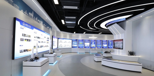 一眼未來感解鎖科技展廳的空間語言