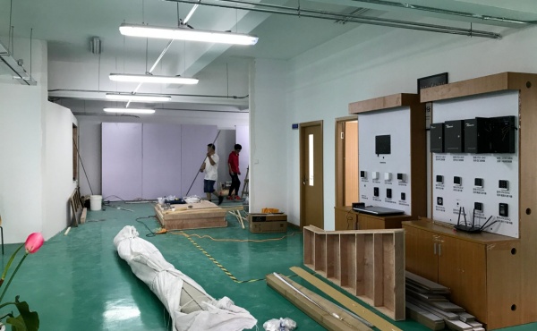 把展廳搬進(jìn)辦公樓!一進(jìn)門,就是企業(yè)最強(qiáng)名片 企業(yè)展廳設(shè)計(jì)的小竅門