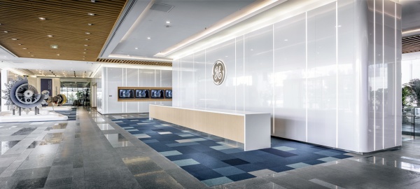 多元化的辦公展廳IGE上海辦公室展廳設(shè)計(jì)